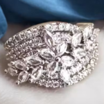 Bright square centerpiece that steals the spotlight