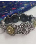 Dual-Tone Openable Bangle for Girls and Women - Image 2