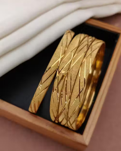 Untitled design - 2026-01-14T153505.991 Diva Glittering Bracelet & Bangles - Image 1