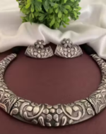 Silver plated handcarved brass neck hasli necklace with earrings - Image 3