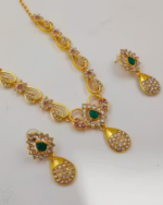 Gold color necklace jewellery set for women and girls - Image 3
